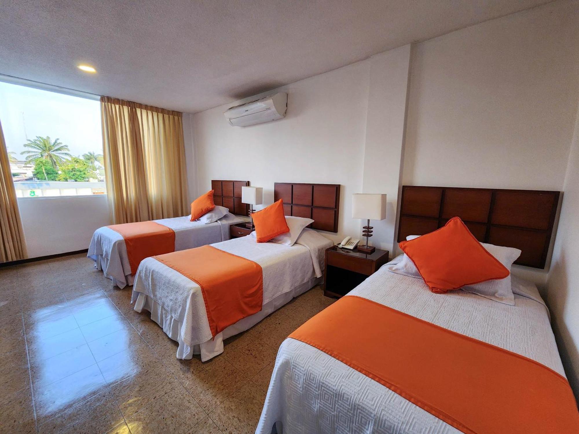 Hotel Anaconda Letícia Exterior foto