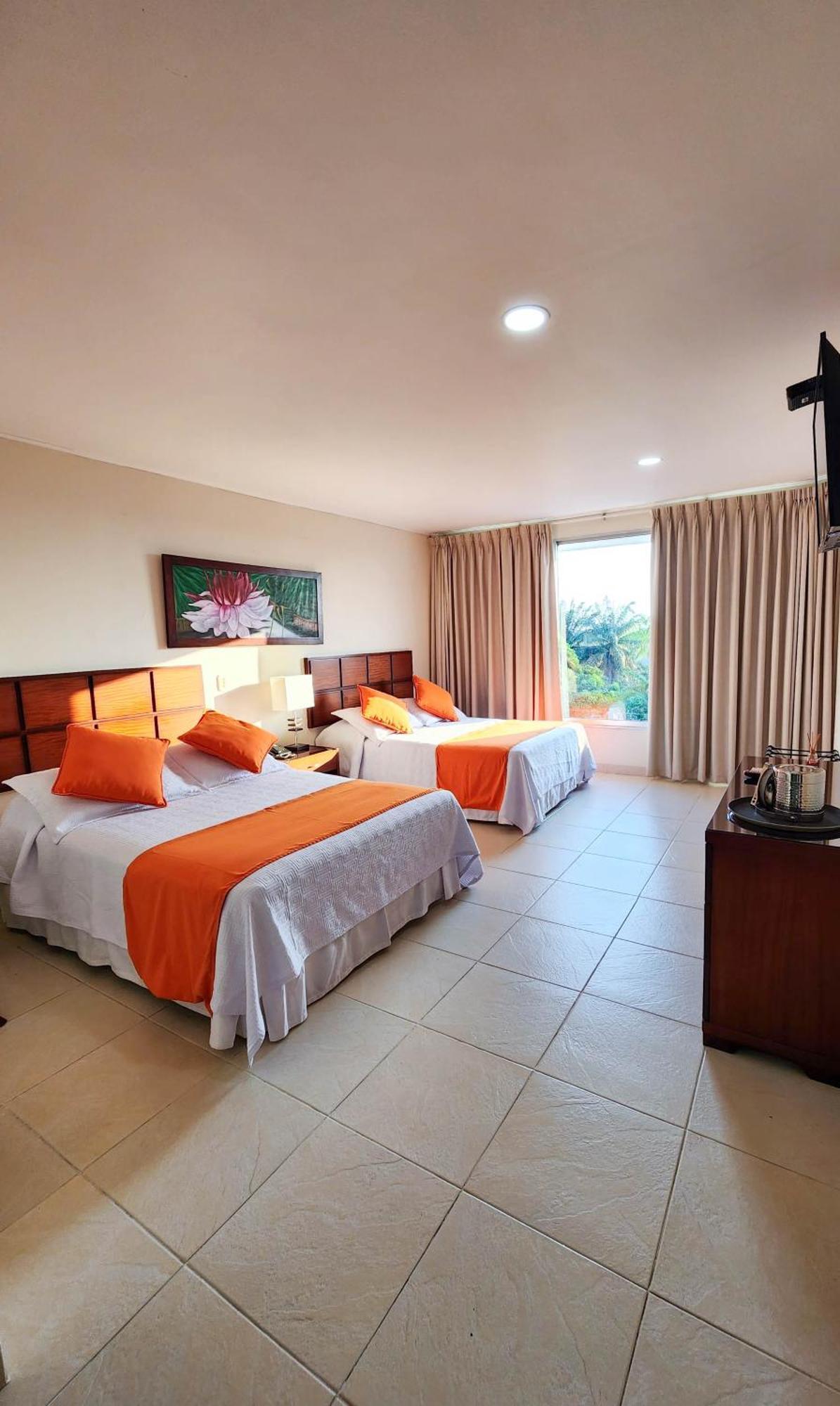 Hotel Anaconda Letícia Exterior foto