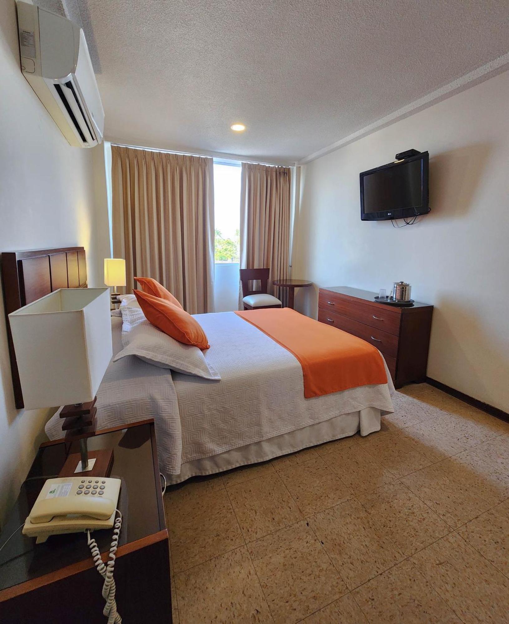 Hotel Anaconda Letícia Exterior foto